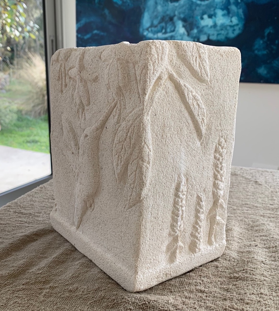 Humming bird stone @bicelapin9.wordpress.com